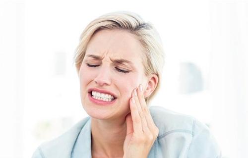福州牙齿酸痛无力是怎么回事